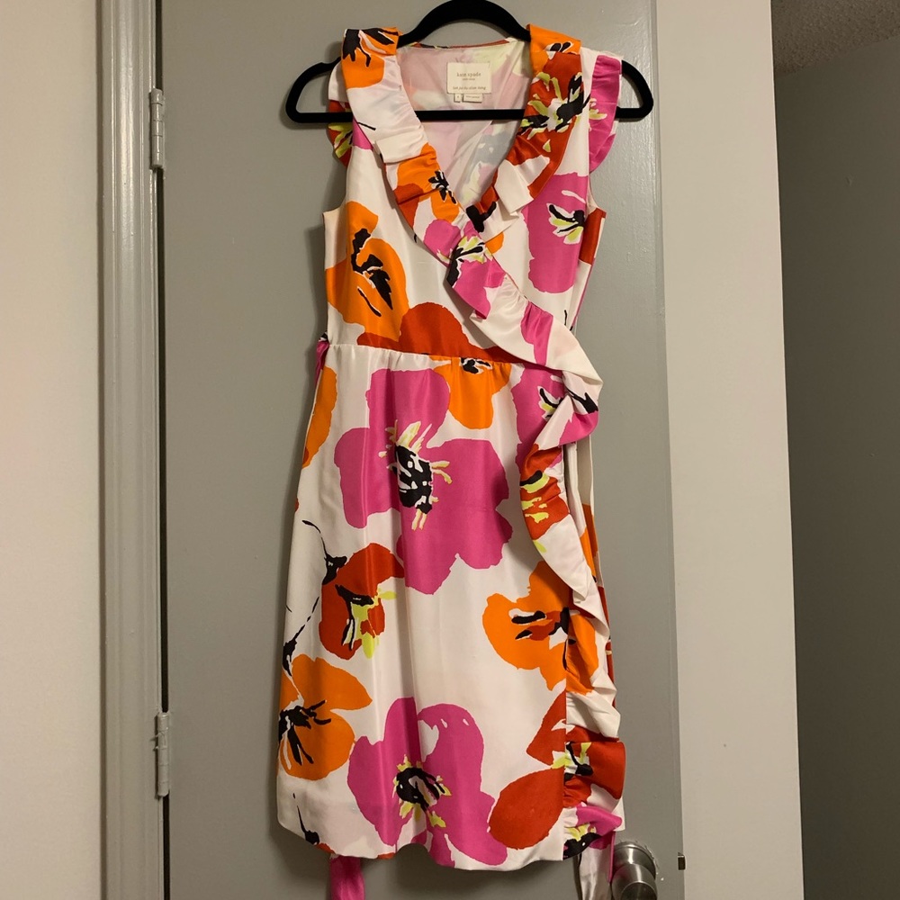 Kate Spade floral print wrap dress- size 4.